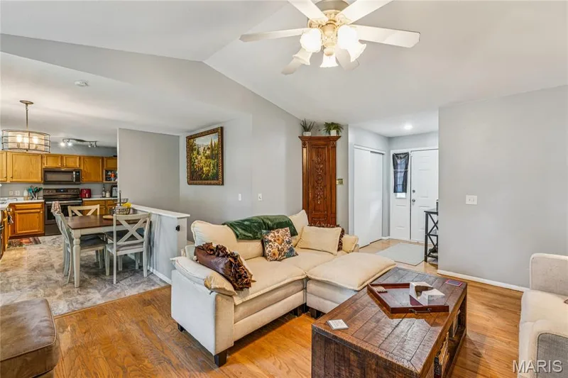 871 Molloy Drive, O'Fallon, MO 63366 — listing photo 11 of 35