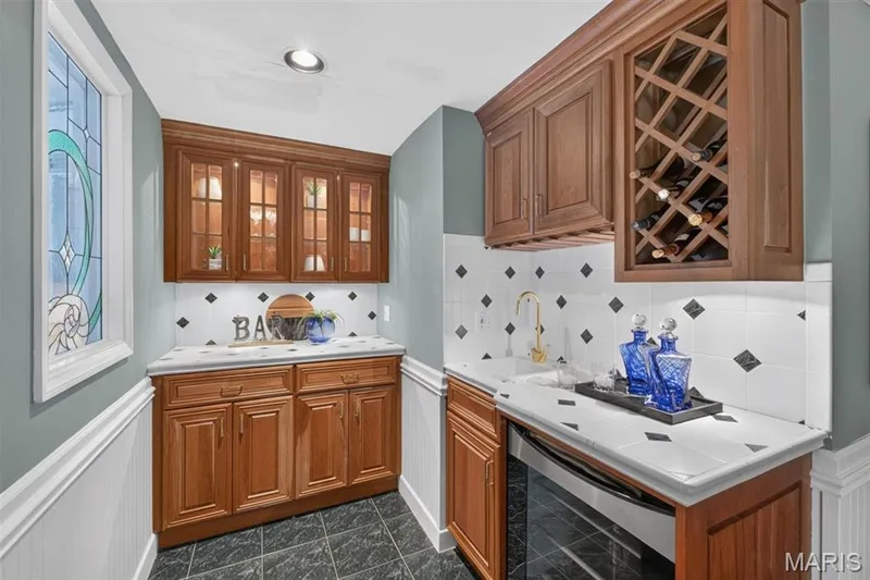 14761 Chesterfield Trails Drive, Chesterfield, MO 63017 — listing photo 12 of 54