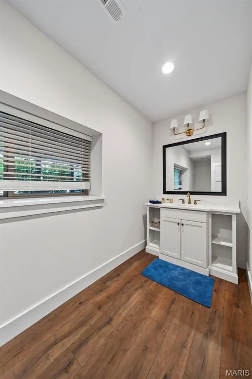 Lower level bathroom — 1950 Diehr Road, Wentzville, MO 63385
