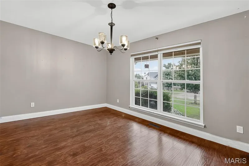 79 Huntleigh Woods Court, Wentzville, MO 63385 — listing photo 4 of 37