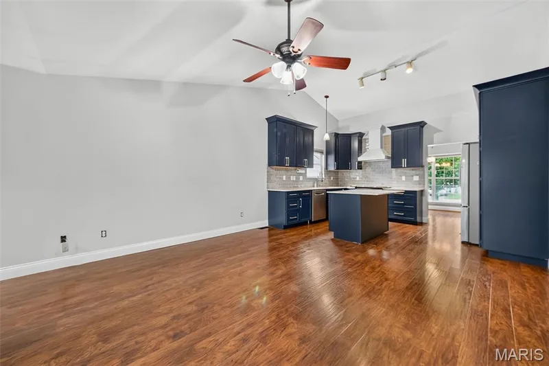 79 Huntleigh Woods Court, Wentzville, MO 63385 — listing photo 16 of 37