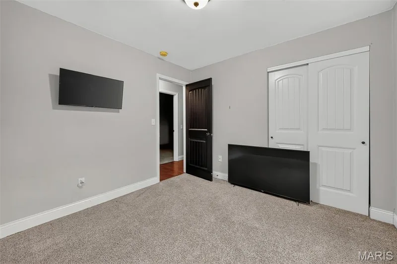 79 Huntleigh Woods Court, Wentzville, MO 63385 — listing photo 25 of 37