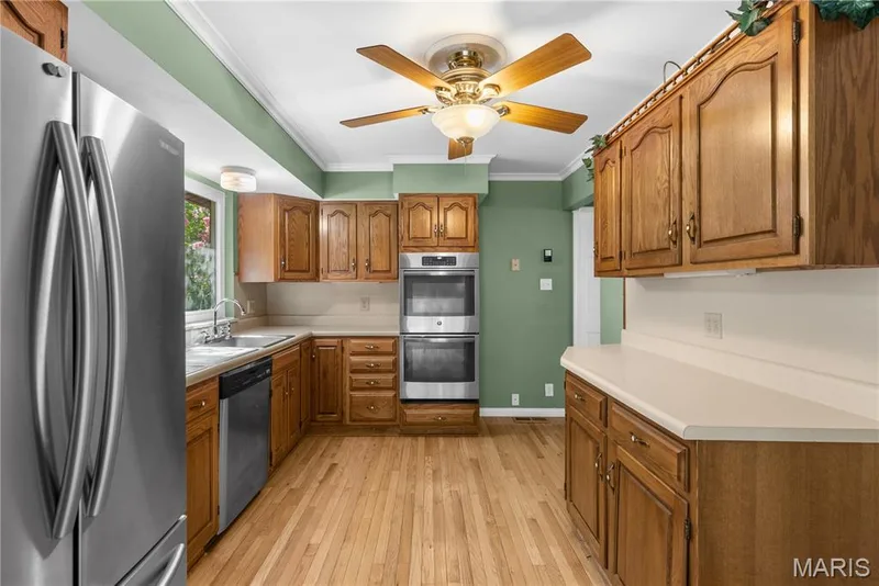 7 Greymore Drive, Chesterfield, MO 63017 — listing photo 13 of 26