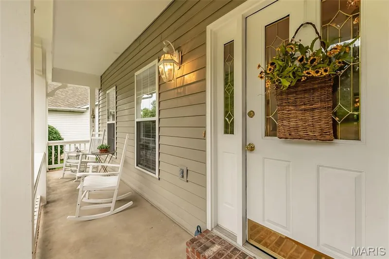 868 Natchez Drive, St Charles, MO 63303 — listing photo 3 of 63