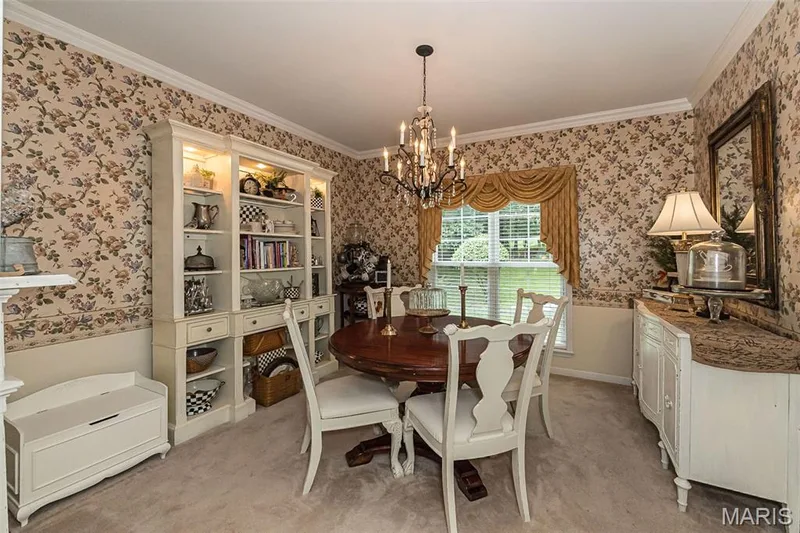 Another chandelier! — 868 Natchez Drive, St Charles, MO 63303
