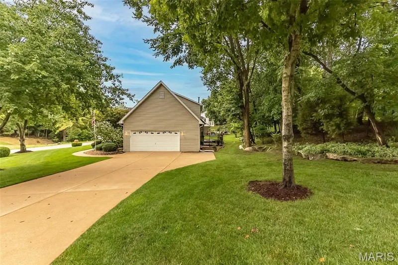868 Natchez Drive, St Charles, MO 63303 — listing photo 50 of 63