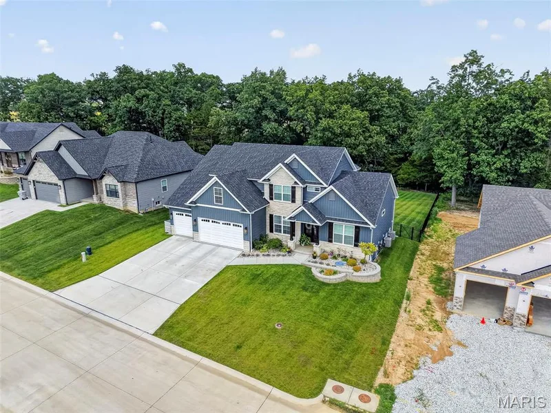 123 Stone Canyon Boulevard, Foristell, MO 63348 — listing photo 3 of 50