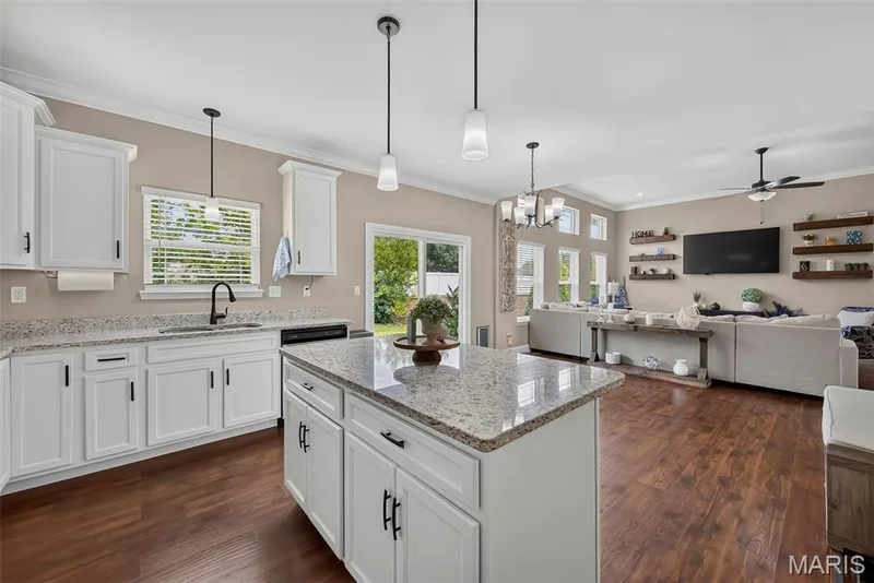 103 Pomodora Circle, Wentzville, MO 63385 — listing photo 15 of 49