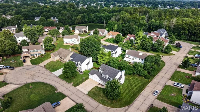 351 Briar Creek Court, St Charles, MO 63304 — listing photo 2 of 48