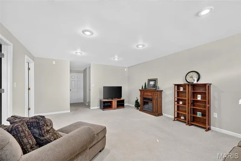 351 Briar Creek Court, St Charles, MO 63304 — listing photo 36 of 48