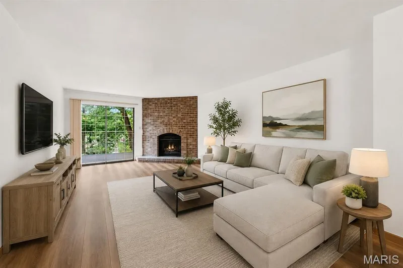 VIRTUALLY STAGED — 1440 Heritage Landing #201, St Charles, MO 63303