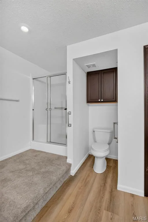 PRIMARY BATH — 1440 Heritage Landing #201, St Charles, MO 63303