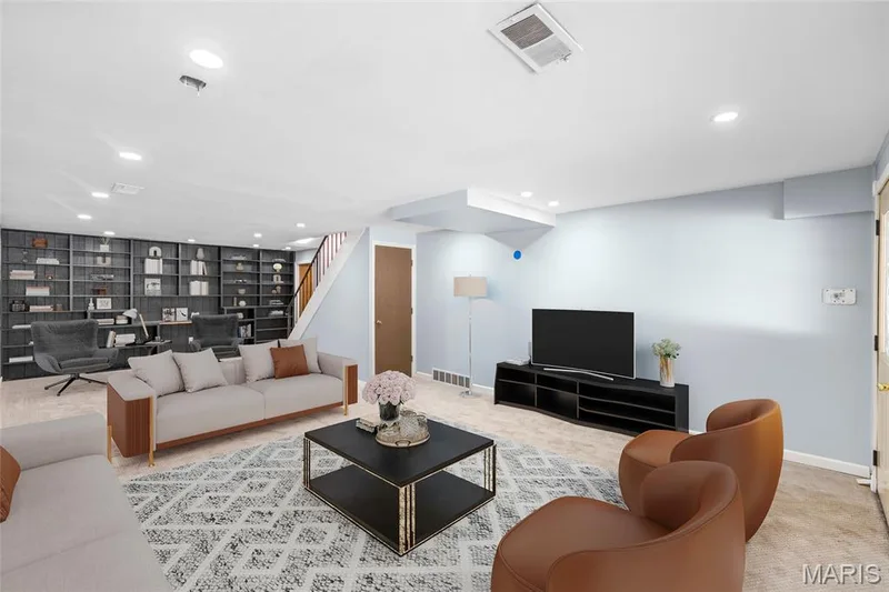 virtually staged — 13511 Coliseum Drive, Chesterfield, MO 63017