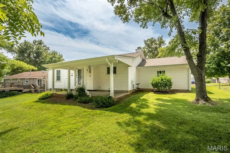 4209 Chisholm Trail Drive, St Charles, MO 63304 — listing photo 26 of 27