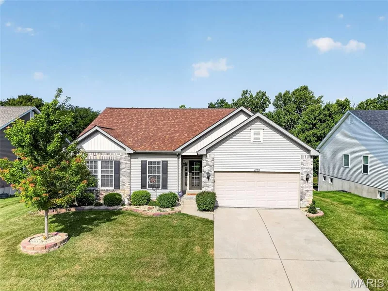 Don't let 1125 Crystal Creek Pkwy get away.  Say "Yes" to the address! — 1125 Crystal Creek Parkway, Wentzville, MO 63385
