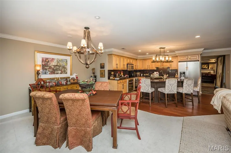 1512 Bedford Forge Court #19, Chesterfield, MO 63017 — listing photo 9 of 36