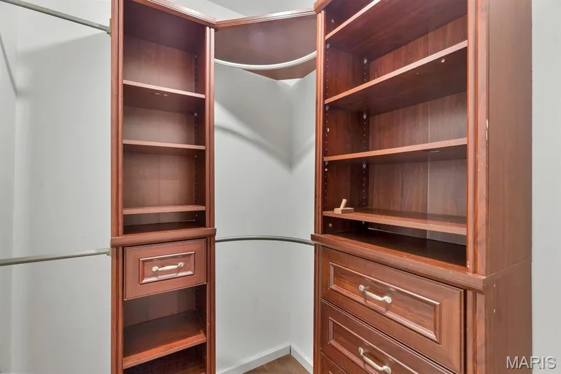 324 Westminster Drive, St Peters, MO 63376 — listing photo 16 of 31