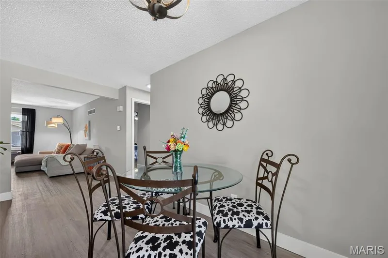 31 Delray #E, St Peters, MO 63376 — listing photo 9 of 26