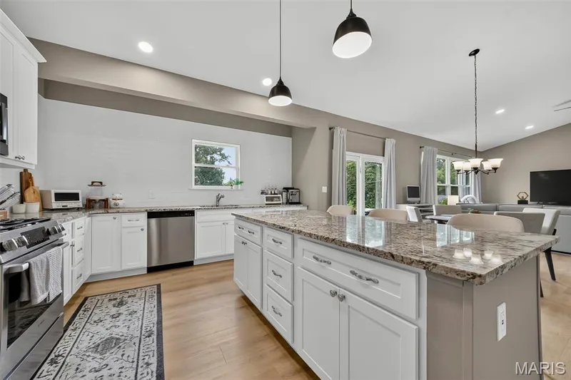 1001 Patricia Ann Drive, Wentzville, MO 63385 — listing photo 15 of 49