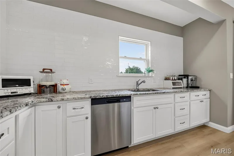 1001 Patricia Ann Drive, Wentzville, MO 63385 — listing photo 18 of 49