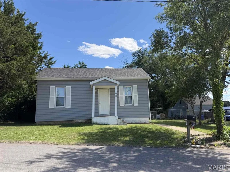 100 Mulberry Street, Foristell, MO 63348 — listing photo 3 of 26