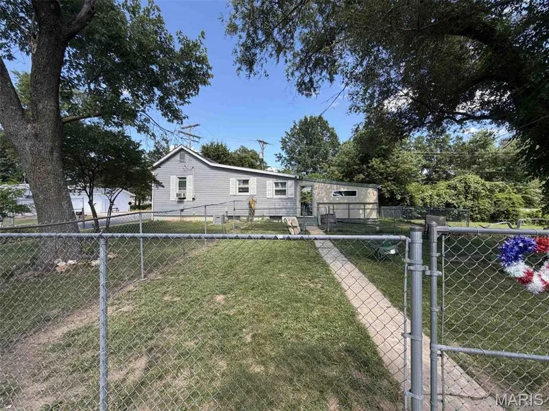 100 Mulberry Street, Foristell, MO 63348 — listing photo 5 of 26
