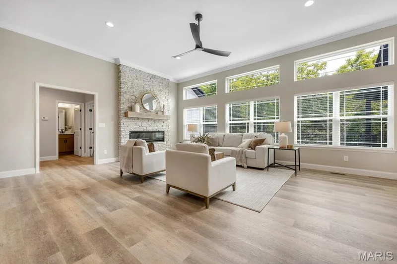 8 Highland Place, Wentzville, MO 63385 — listing photo 5 of 75