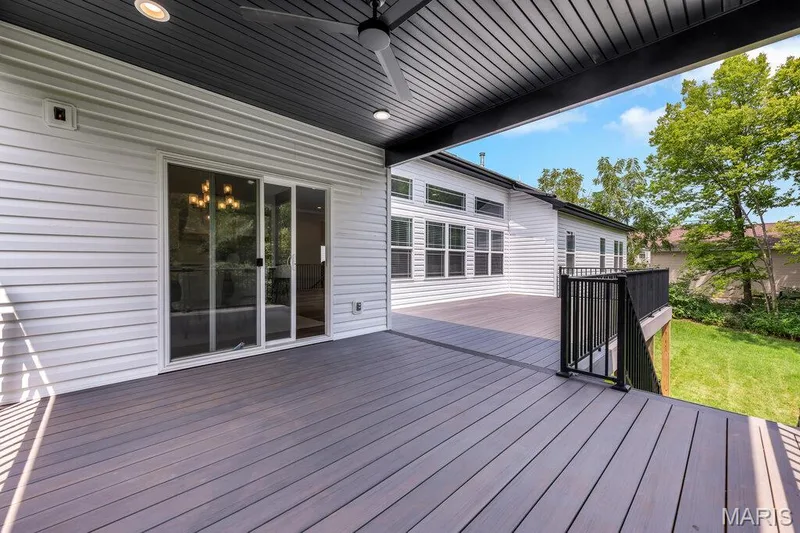 8 Highland Place, Wentzville, MO 63385 — listing photo 18 of 75