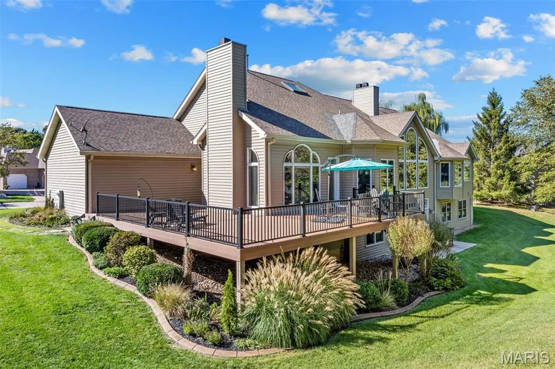 2746 Wynncrest Manor Drive, Wildwood, MO 63005 — listing photo 6 of 36
