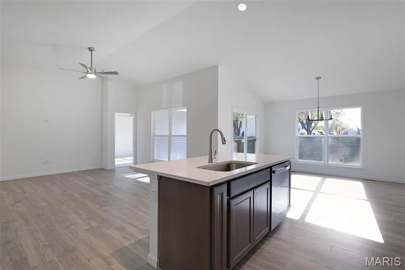 102 Windrow Drive, O'Fallon, MO 63385 — listing photo 9 of 22