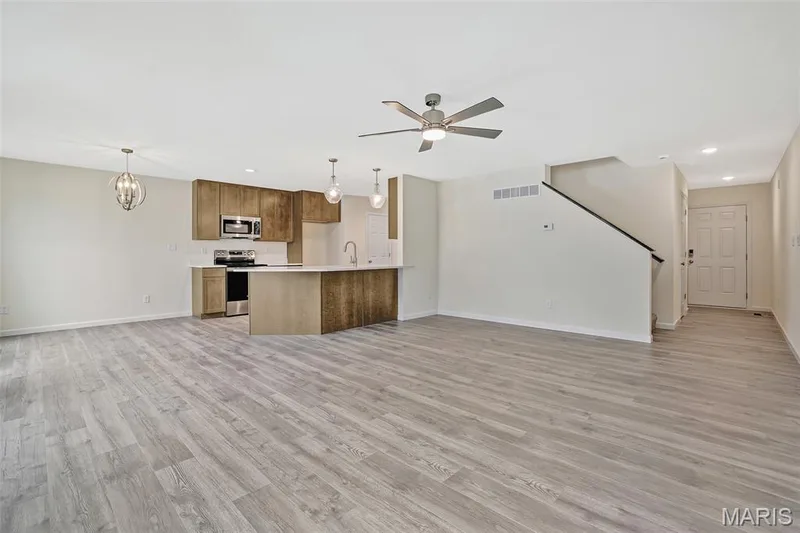 42 Integrity Court, Wentzville, MO 63385 — listing photo 5 of 32