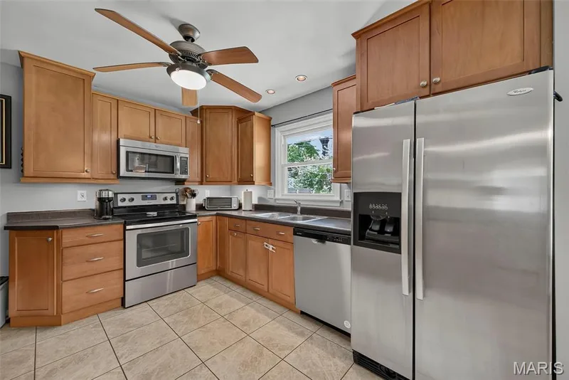 313 Elmhurst Drive, St Charles, MO 63301 — listing photo 16 of 59