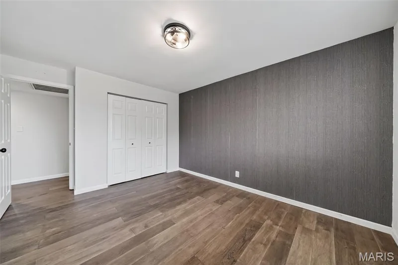 1823 Gascony Parc Drive #1823, Lake St. Louis, MO 63367 — listing photo 16 of 23