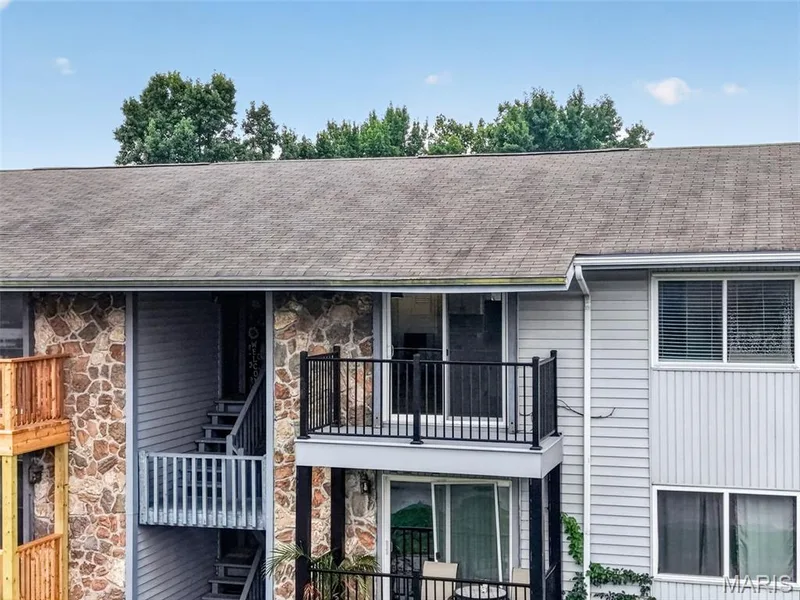1823 Gascony Parc Drive #1823, Lake St. Louis, MO 63367 — listing photo 22 of 23