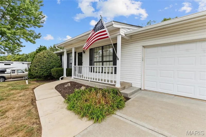 1353 Great Warrior Drive, O'Fallon, MO 63366 — listing photo 3 of 6