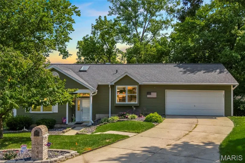 3946 Rhine Court, St Charles, MO — listing photo 1