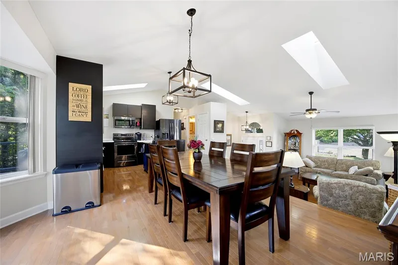 3946 Rhine Court, St Charles, MO 63304 — listing photo 7 of 32