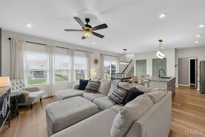 2211 Eagle River Drive, O'Fallon, MO 63366 — listing photo 6 of 58