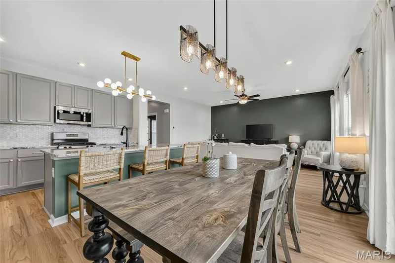 2211 Eagle River Drive, O'Fallon, MO 63366 — listing photo 10 of 58