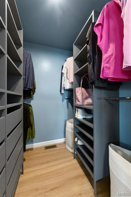 Look at those built in organizers!! — 2211 Eagle River Drive, O'Fallon, MO 63366
