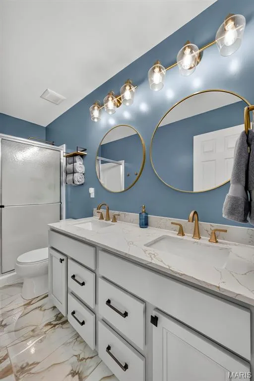 Granite Counter tops and lots of space! — 2211 Eagle River Drive, O'Fallon, MO 63366