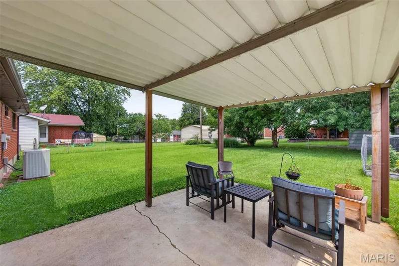 3210 Catesby Lane, St Charles, MO 63301 — listing photo 17 of 25