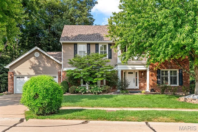 3471 Brookwood Circle, St Charles, MO 63301 — listing photo 2 of 53