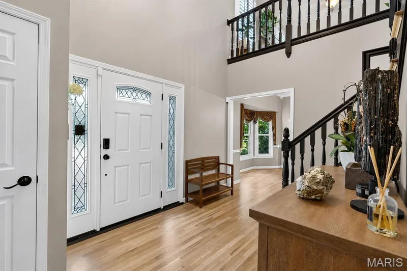 3471 Brookwood Circle, St Charles, MO 63301 — listing photo 3 of 53