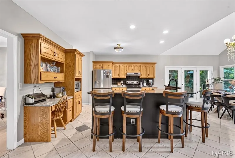 3471 Brookwood Circle, St Charles, MO 63301 — listing photo 14 of 53