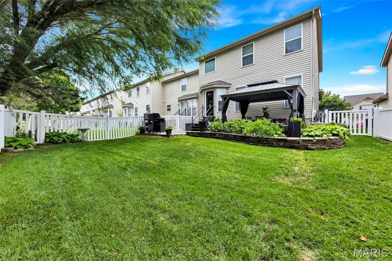 225 Shady Rock Lane, O'Fallon, MO 63368 — listing photo 7 of 43