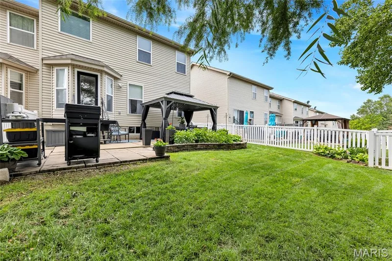 225 Shady Rock Lane, O'Fallon, MO 63368 — listing photo 10 of 43
