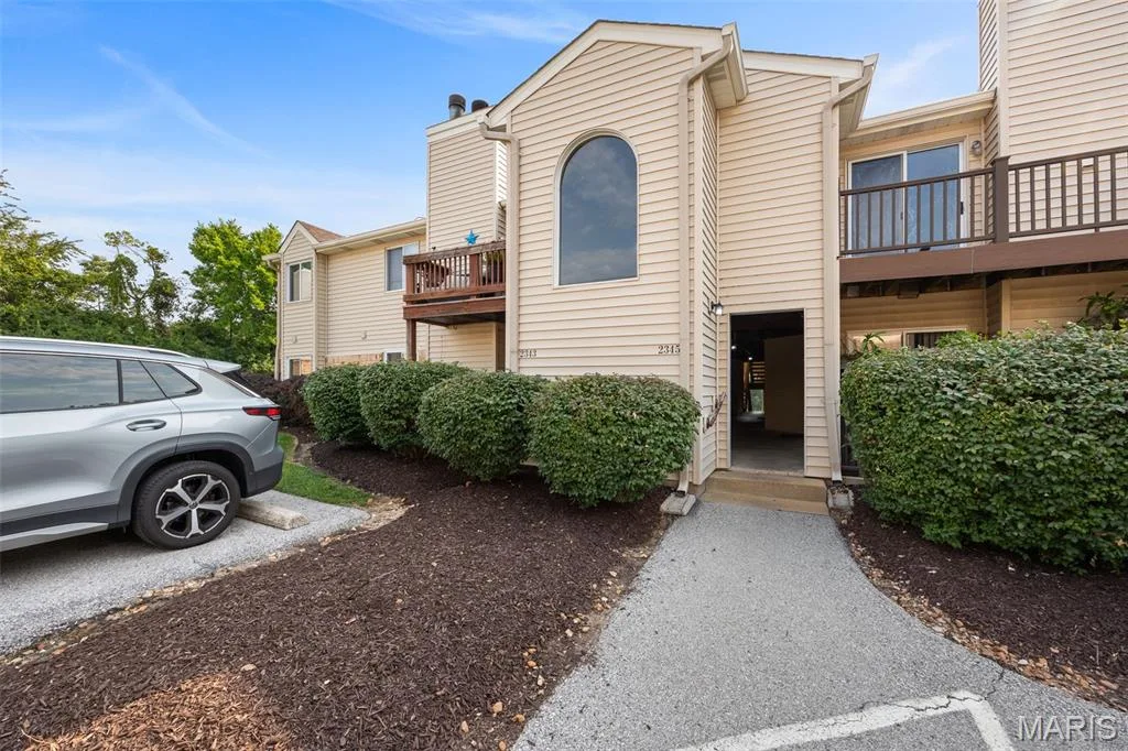 Welcome Home! — 2343 Sandalwood Creek Court #C, Wildwood, MO 63038