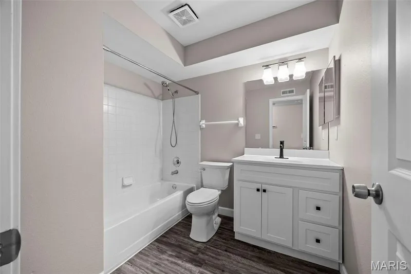 Hall Bath — 2343 Sandalwood Creek Court #C, Wildwood, MO 63038