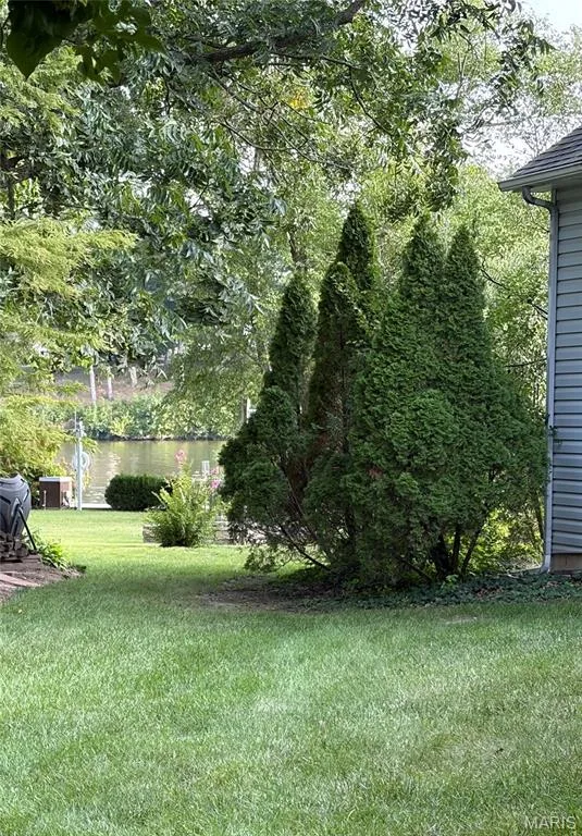 78 Nicole Court, Lake St. Louis, MO 63367 — listing photo 3 of 37